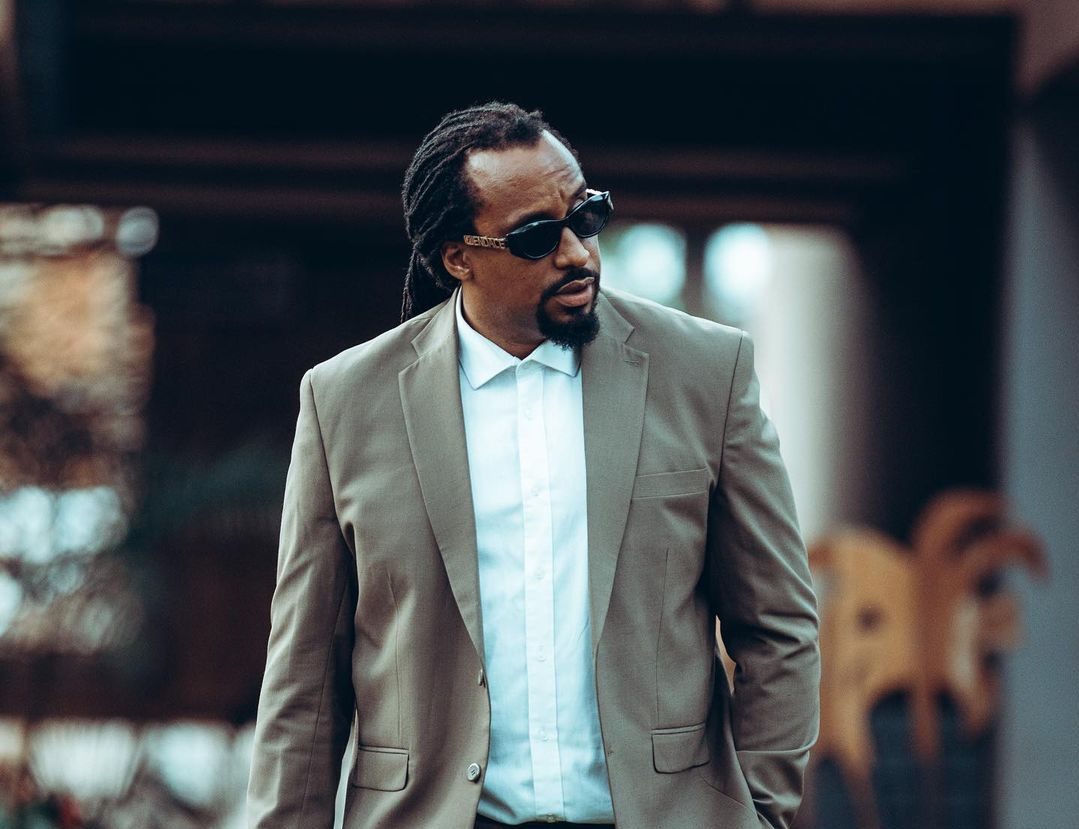 VIDEO REVIEW: Navio – Mad. VIDEO REVIEW: Navio – Mad.